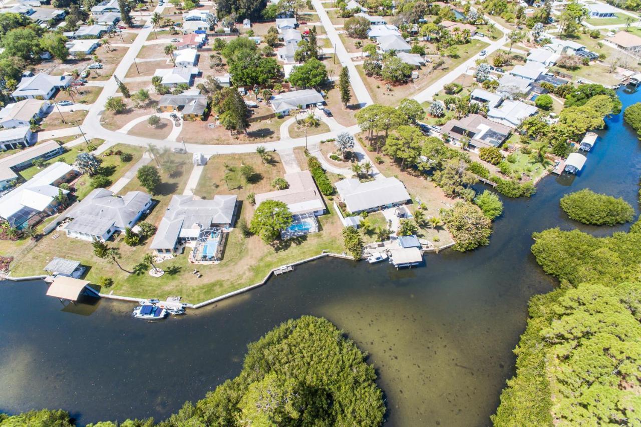 Mangrove View On Oyster Creek Vila Englewood Exterior foto